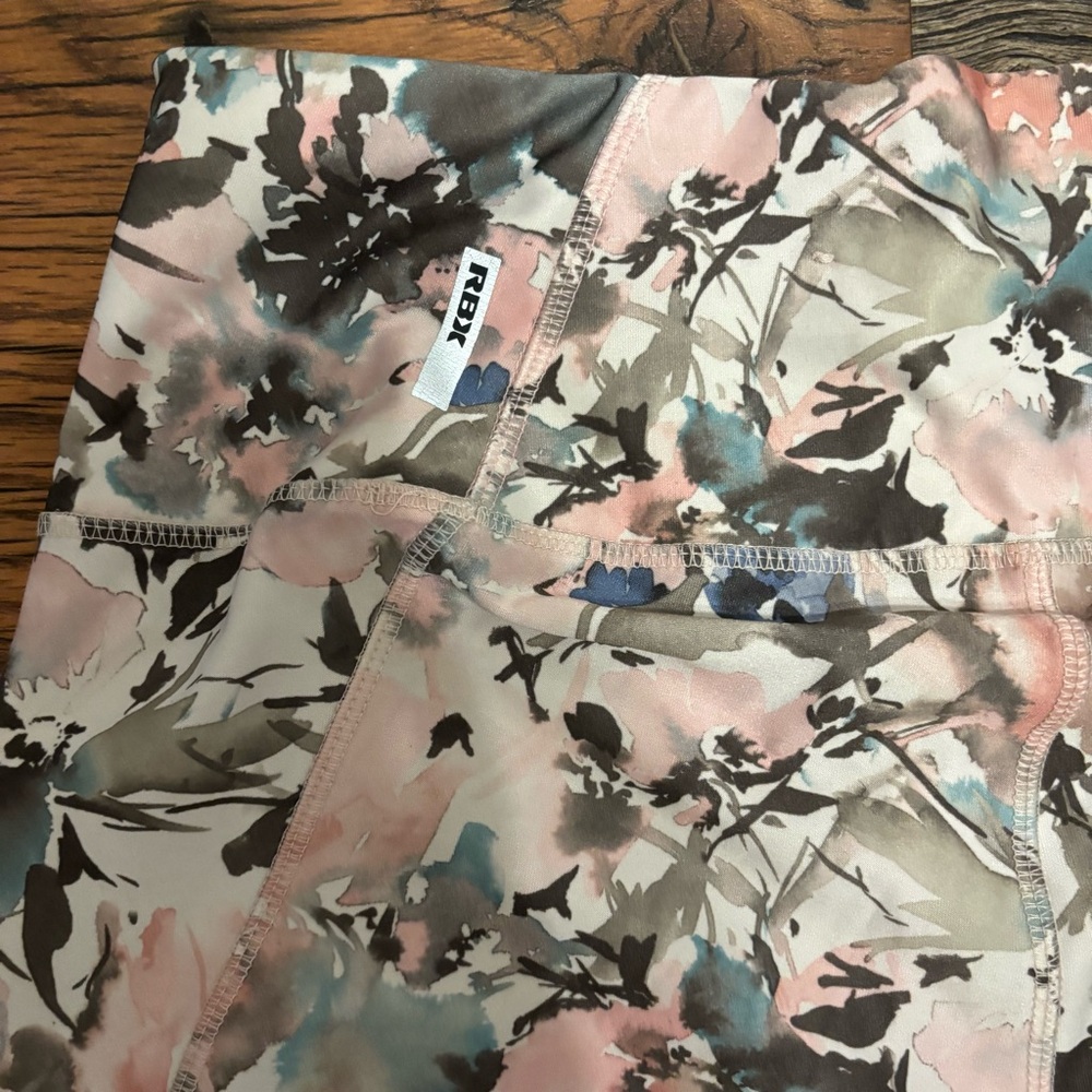 RBX Women's Floral Capri Leggings - Picture 7 of 7